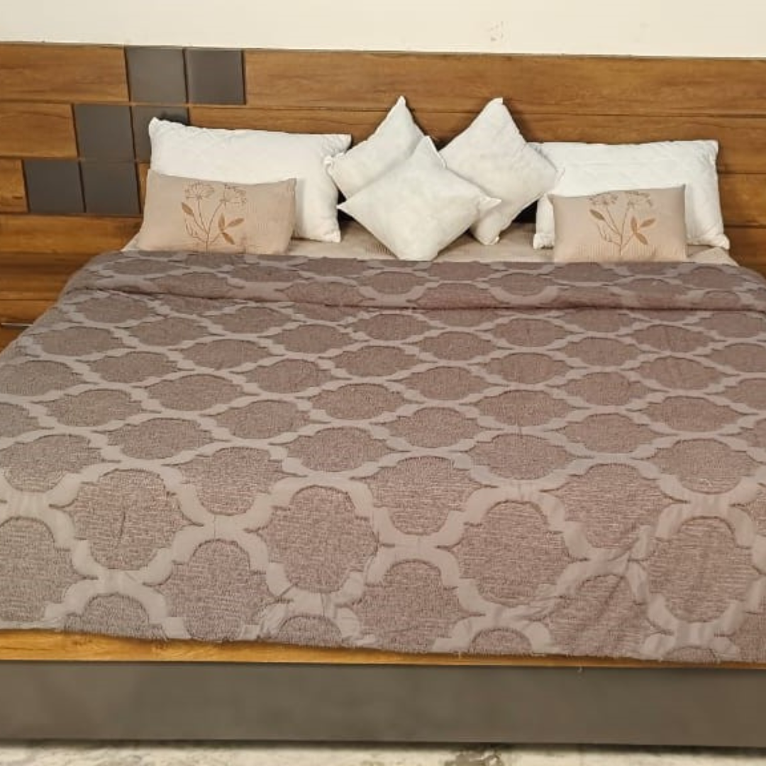 Premium Ultra-Soft Quilted Comforter