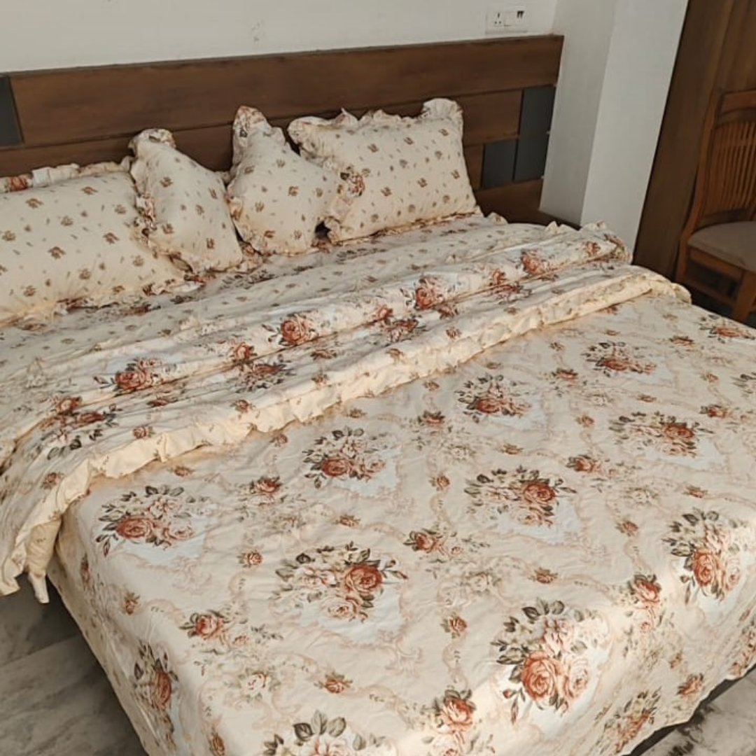 300 TC Glace Cotton Queen Size Bedding Set / Comforter Set